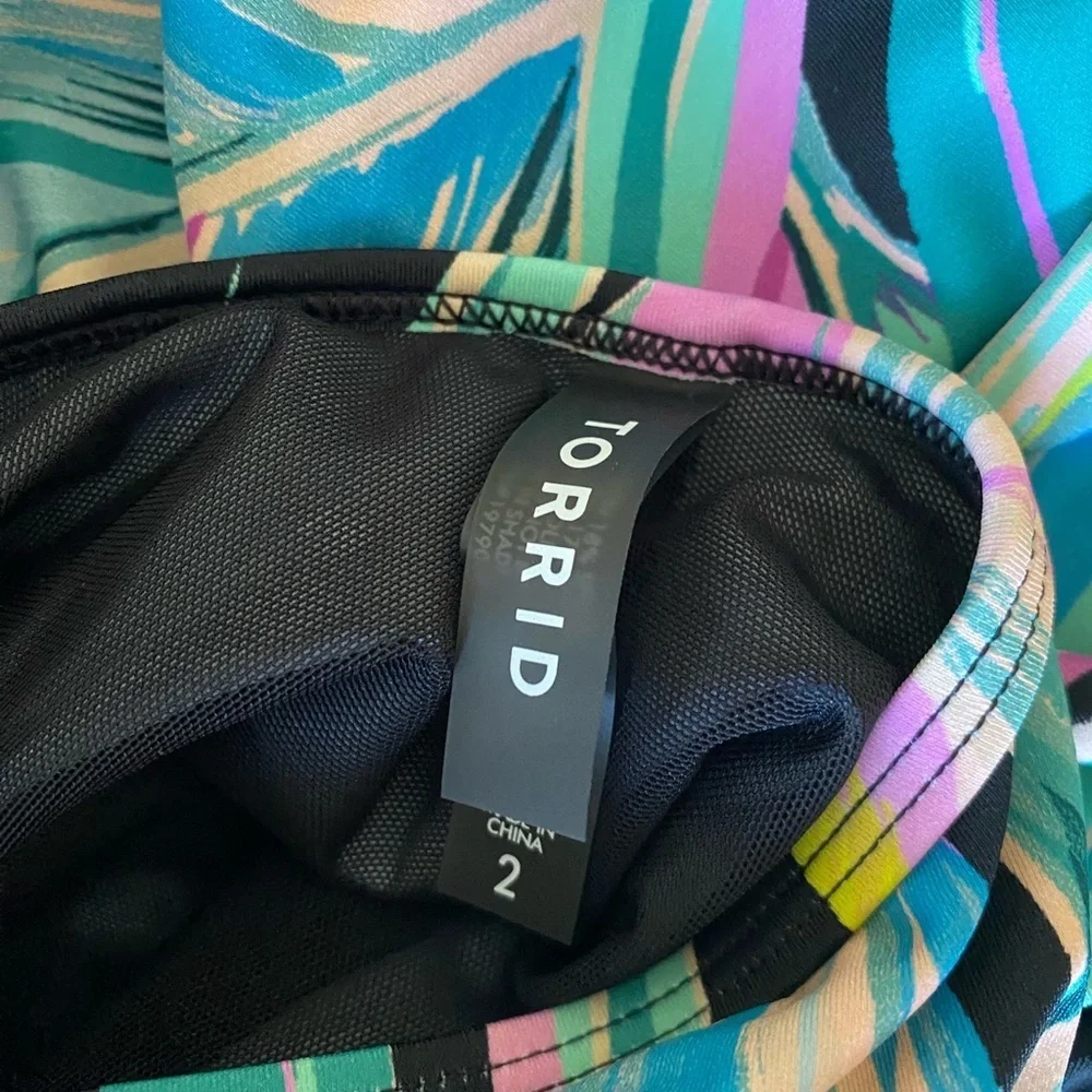 torrid Wireless Mesh High Neck One Piece Swimsuit - Pretty Summer Leaves, Sz. 18